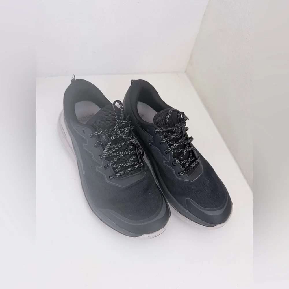 Keen sneakers